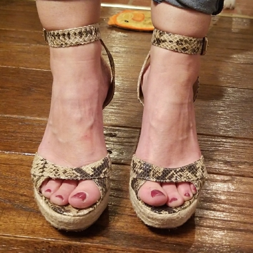 Guess Snakeskin Wedge